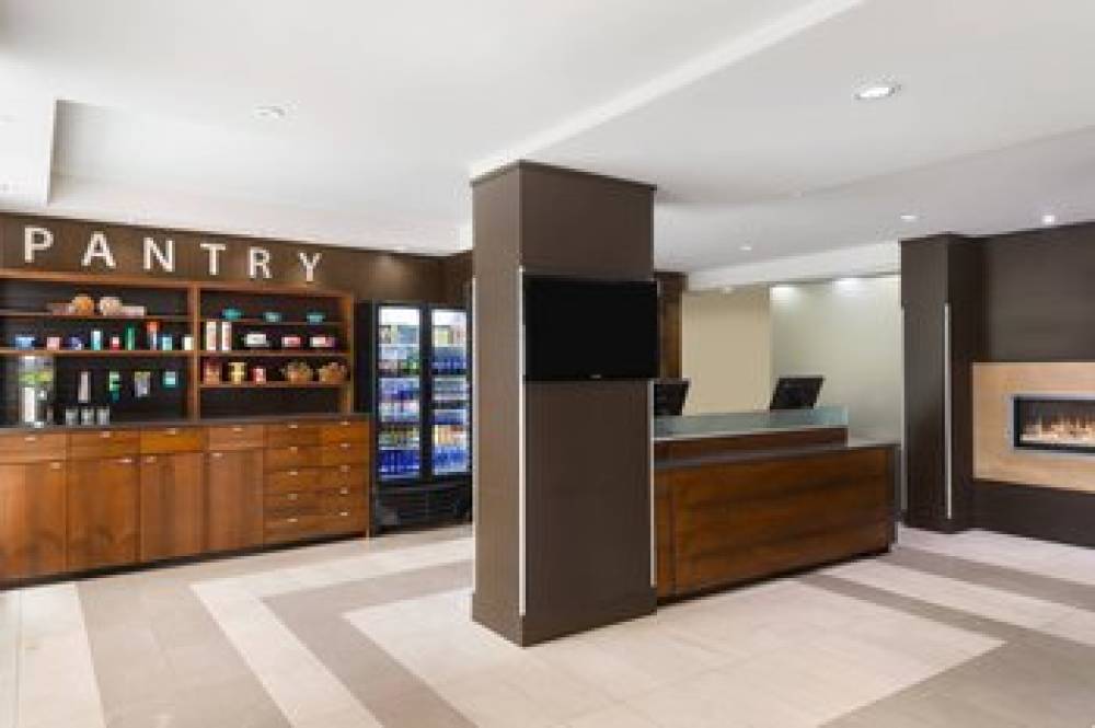 Four Points By Sheraton Surrey 3