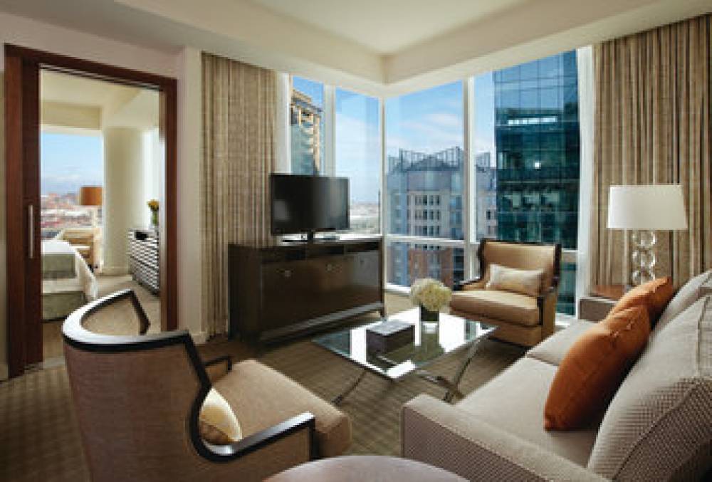 Four Seasons Hotel Baltimore 8