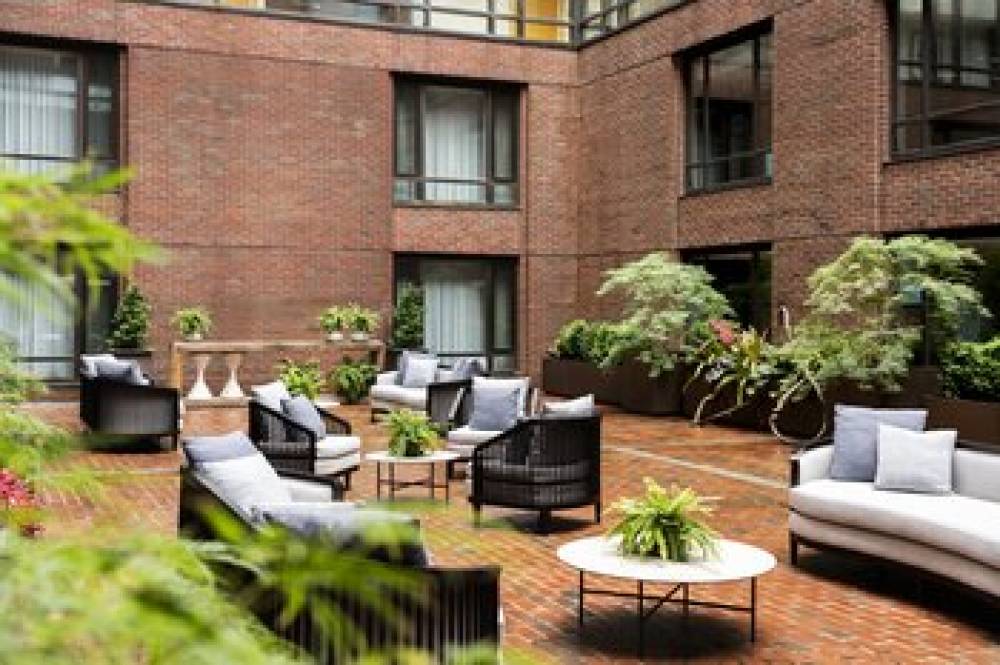 Four Seasons Hotel Boston 8