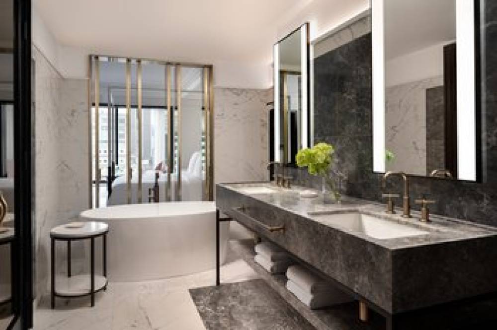 FOUR SEASONS HOTEL MONTREAL 9