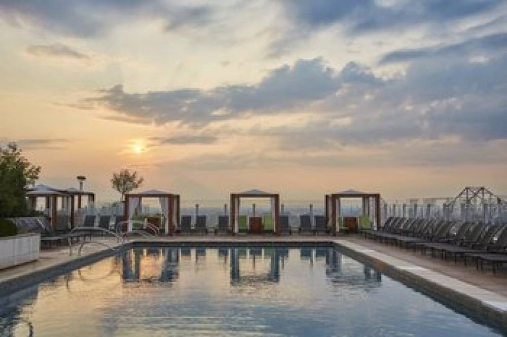 FOUR SEASONS HOTEL ST. LOUIS 2