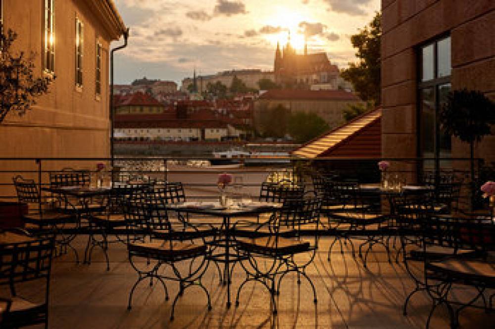 Four Seasons Prague