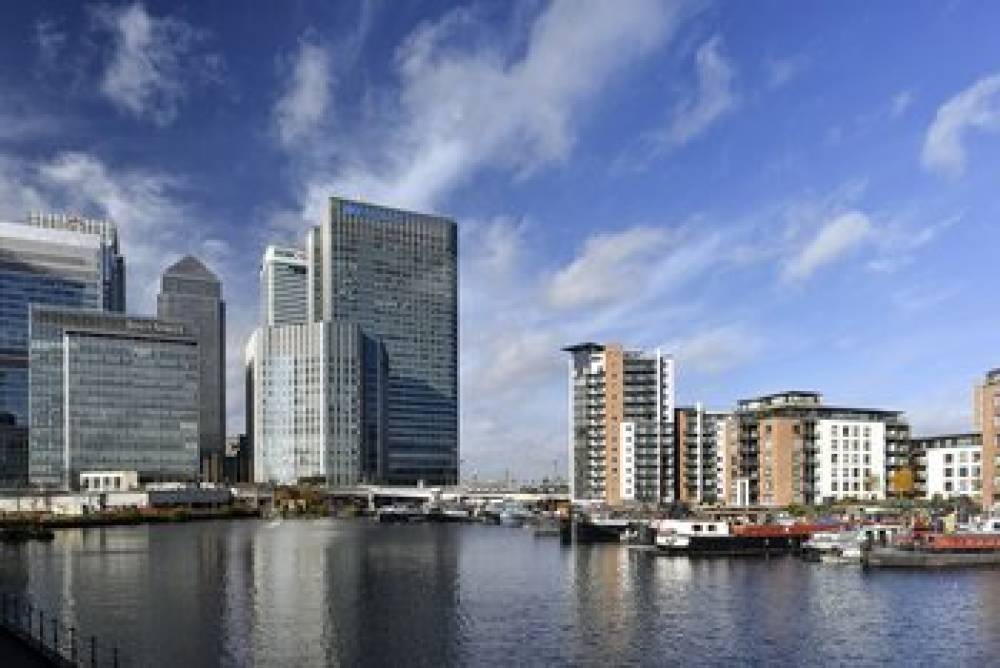 FRASER PLACE CANARY WHARF 2