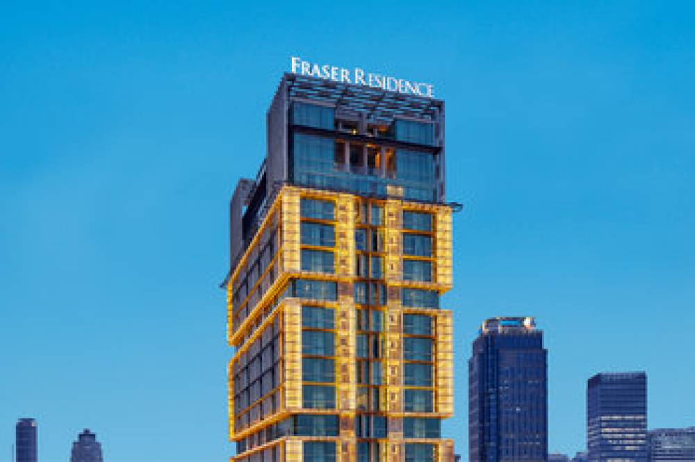 FRASER RESIDENCE MENTENG JKT 1