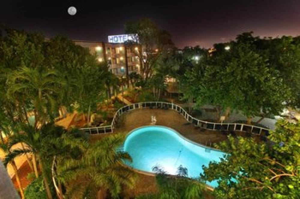FT LAUDERDALE GRAND HOTEL AND 1