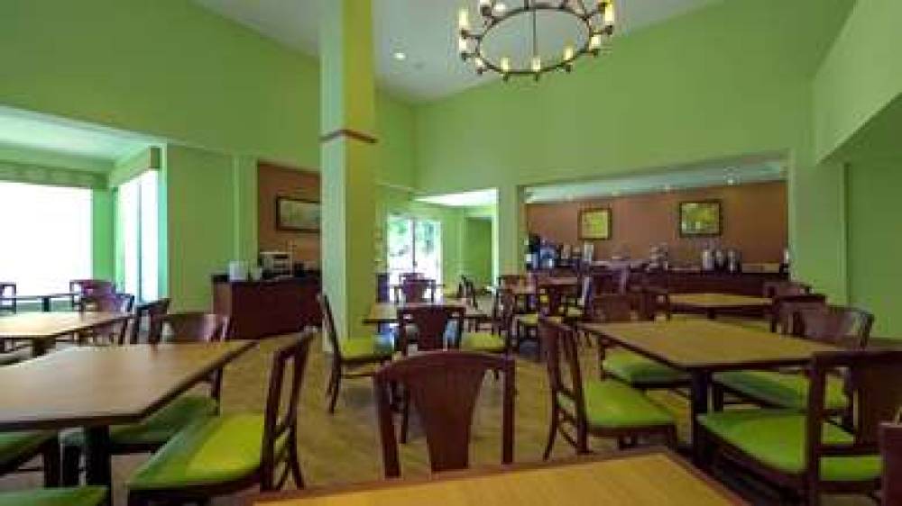 GALLERIA PALMS HOTEL 6