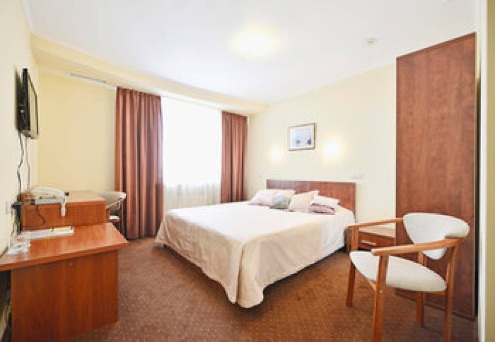 Gallery Hotel 4
