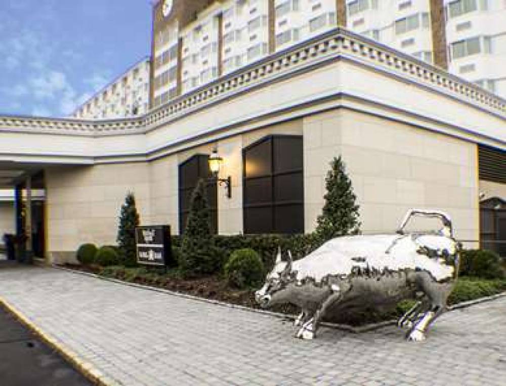 GARDEN CITY HOTEL 2
