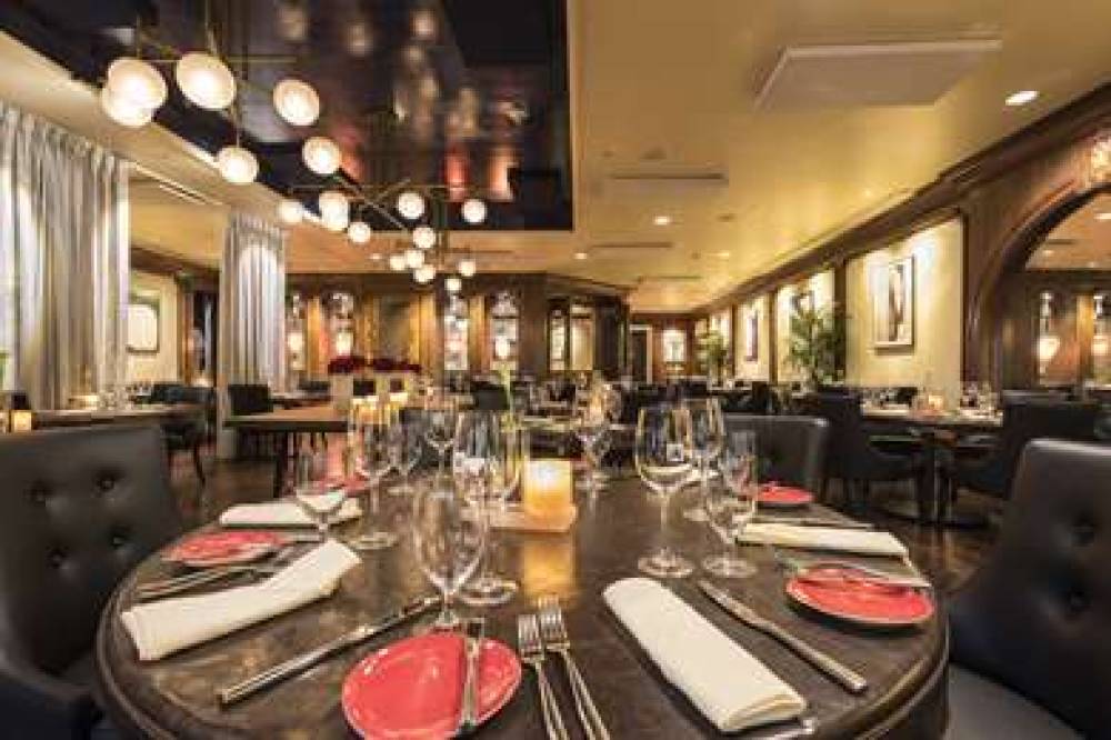 GARDEN CITY HOTEL 9