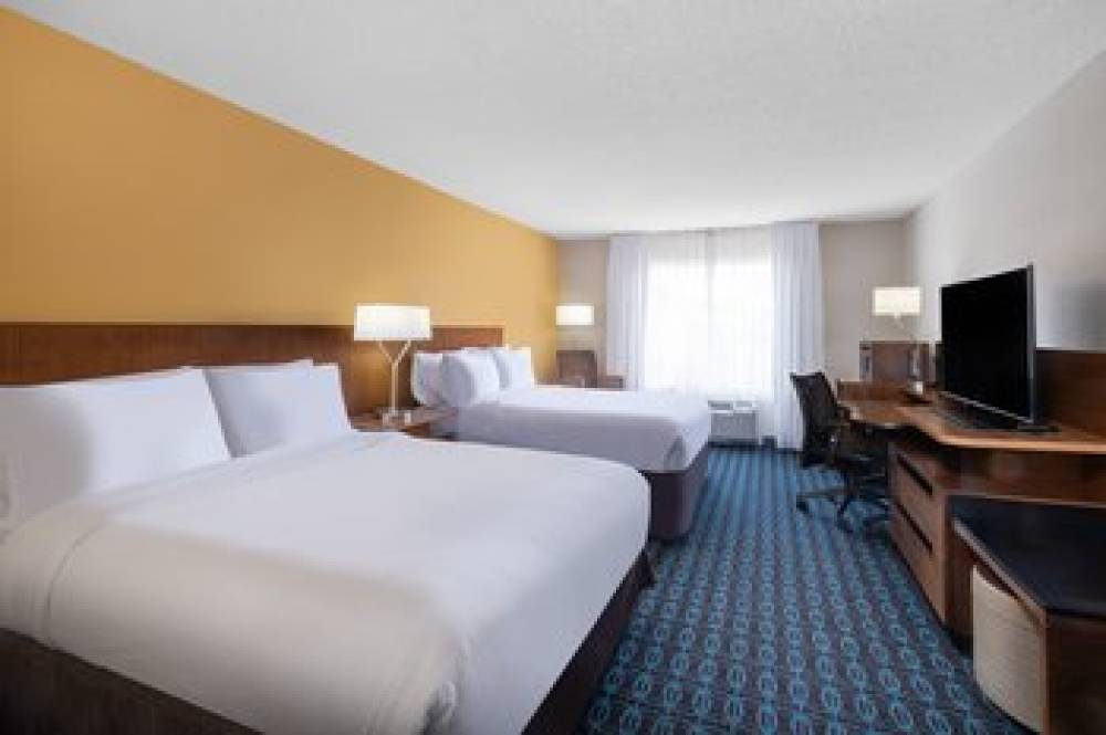 GARNER HOTEL WEST BY IHG 10