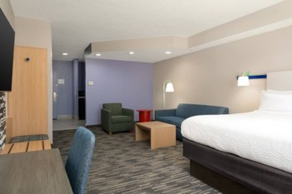 GARNER JAMAICA JFK BY IHG 6