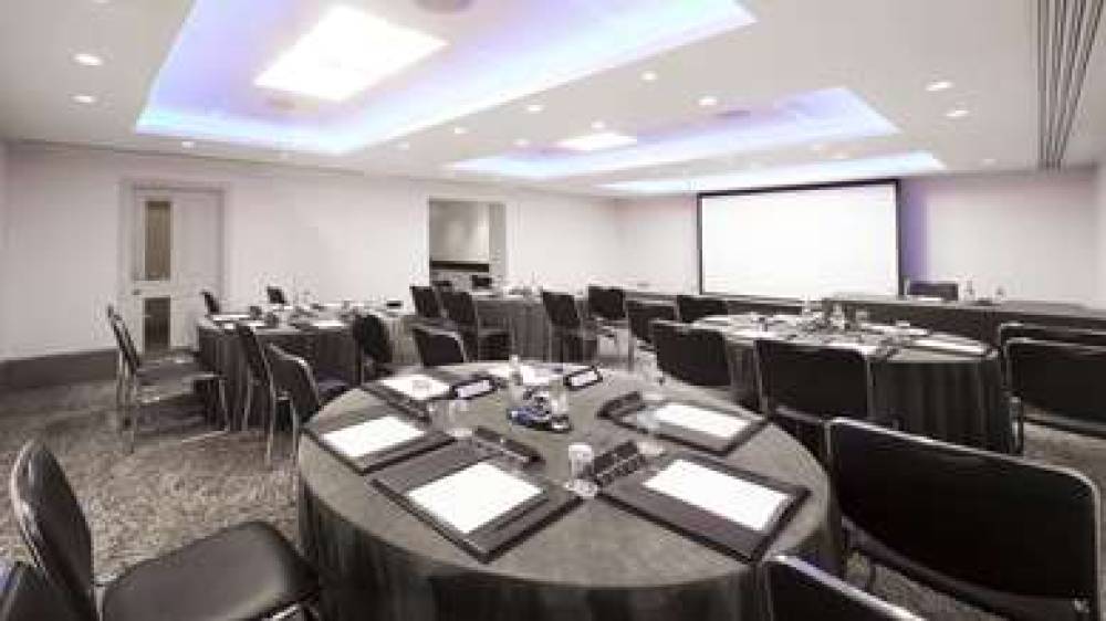 GEM LANGHAM COURT HOTEL 9