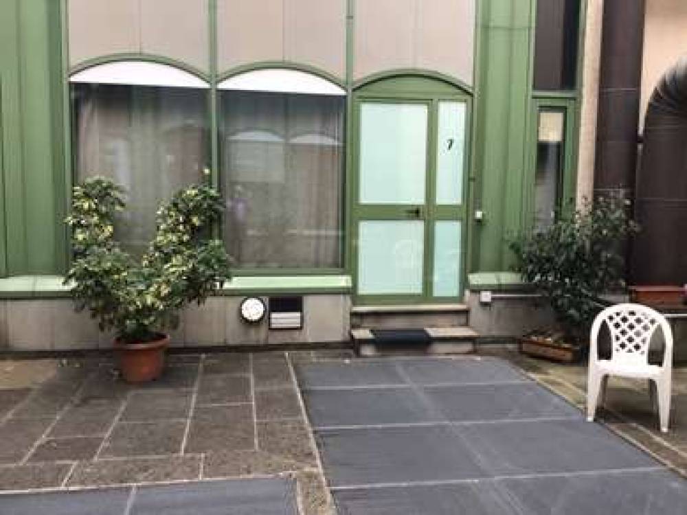 Gemini Studios And Suites 5
