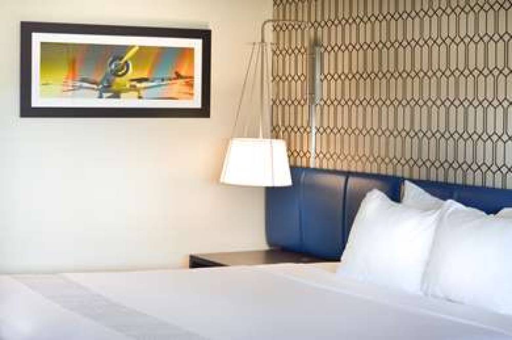 GLo Best Western  Ft. Lauderdale-Hollywood Airport Hotel 7
