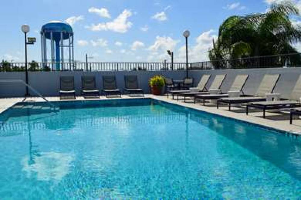 GLo Best Western  Ft. Lauderdale-Hollywood Airport Hotel 2