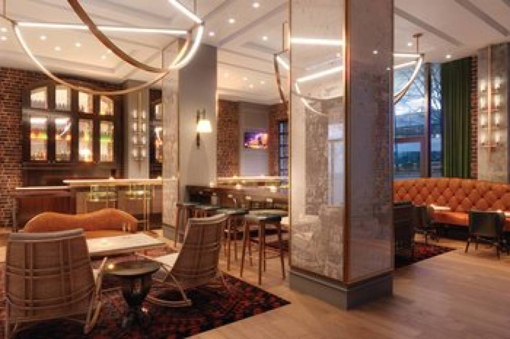 Glenn Hotel Autograph Collection 1