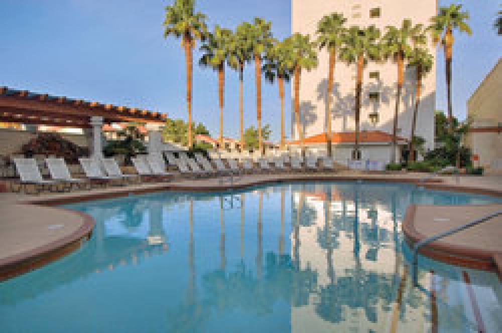 GOLD COAST HOTEL AND CASINO 3
