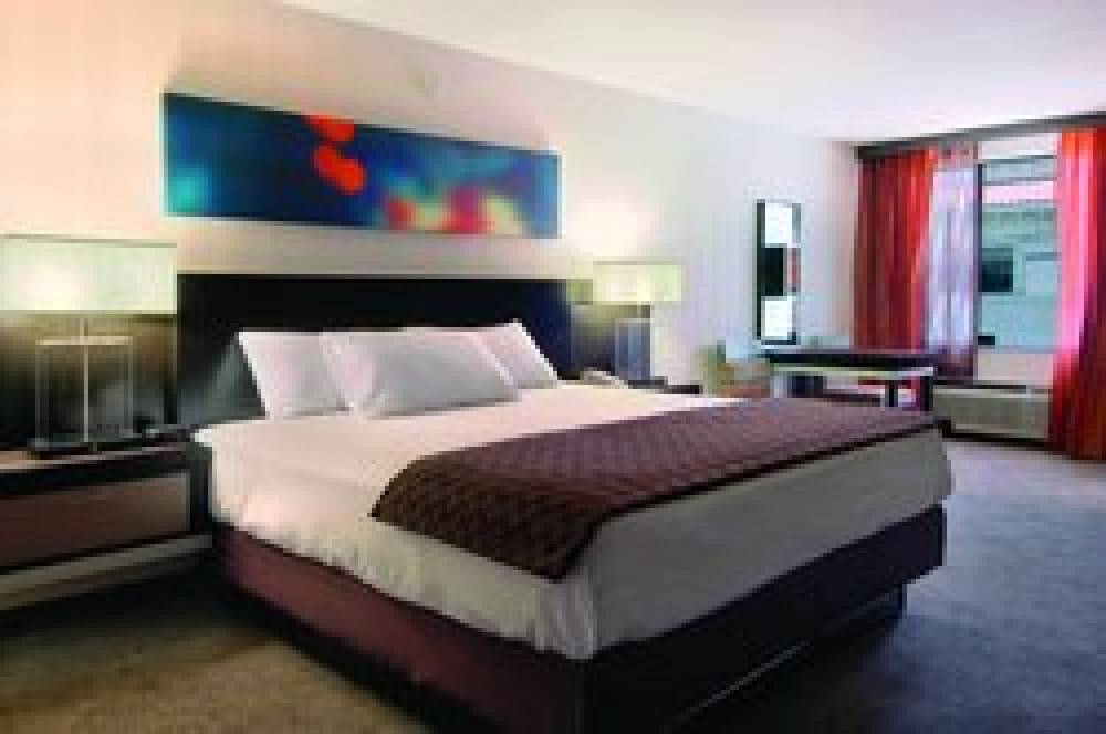 GOLD COAST HOTEL AND CASINO 7