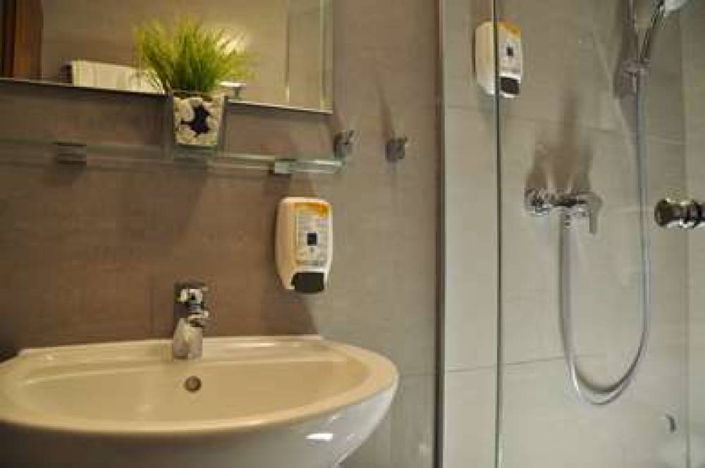 Golden Leaf Hotel Perlach Allee Hof 7