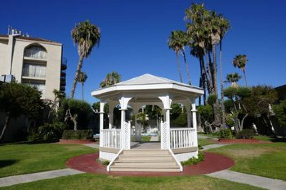 Golden Sails Hotel 3