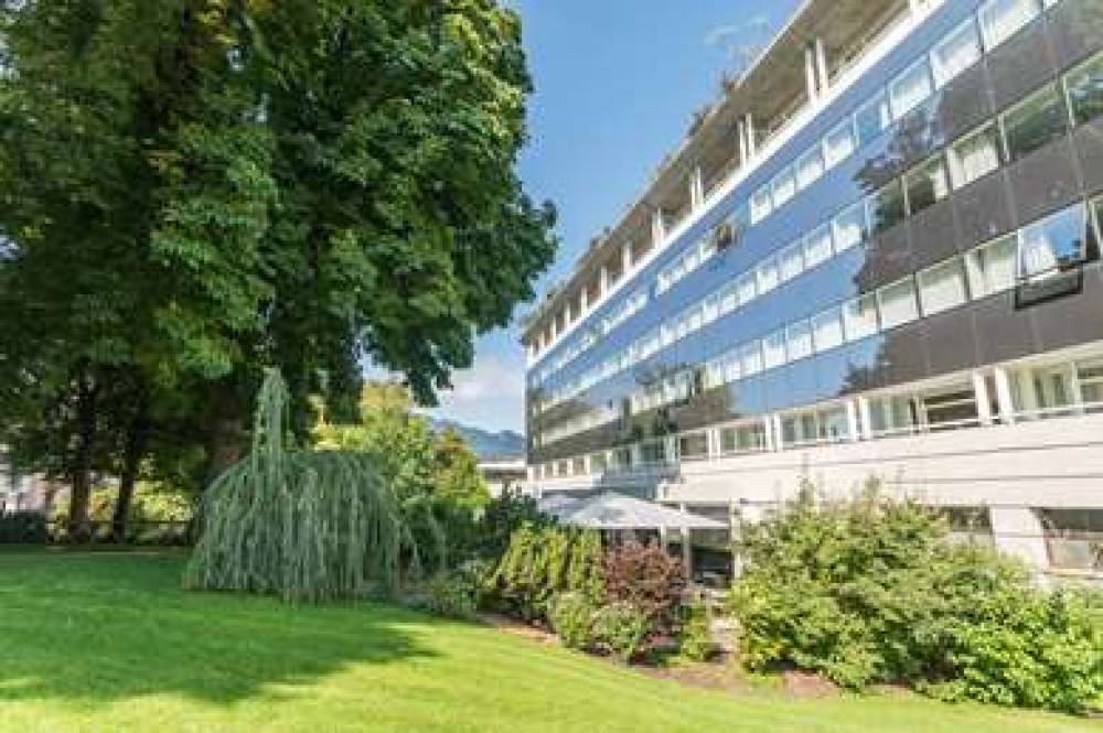 GOLDEN TULIP AIX LES BAINS 2