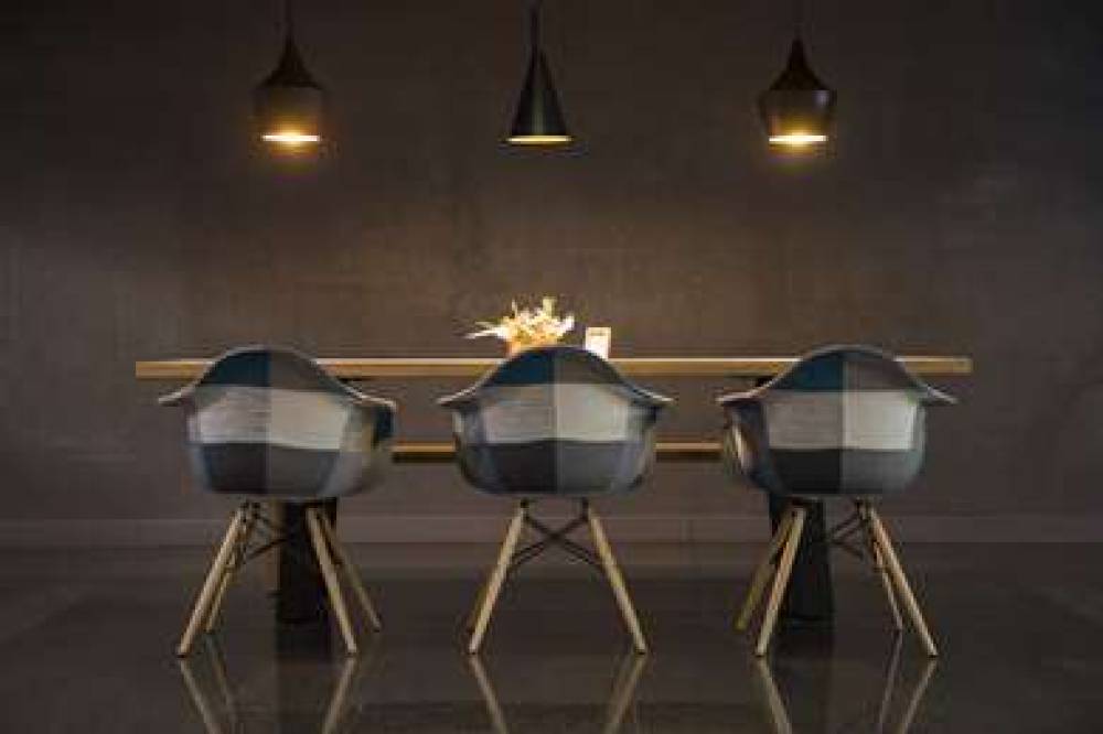 GOLDEN TULIP ANDORRA FENIX 2