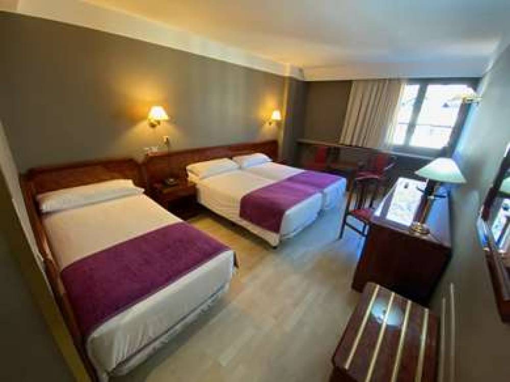 GOLDEN TULIP ANDORRA FENIX 9