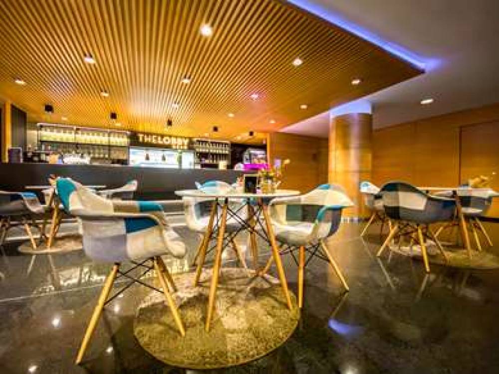 GOLDEN TULIP ANDORRA FENIX 4