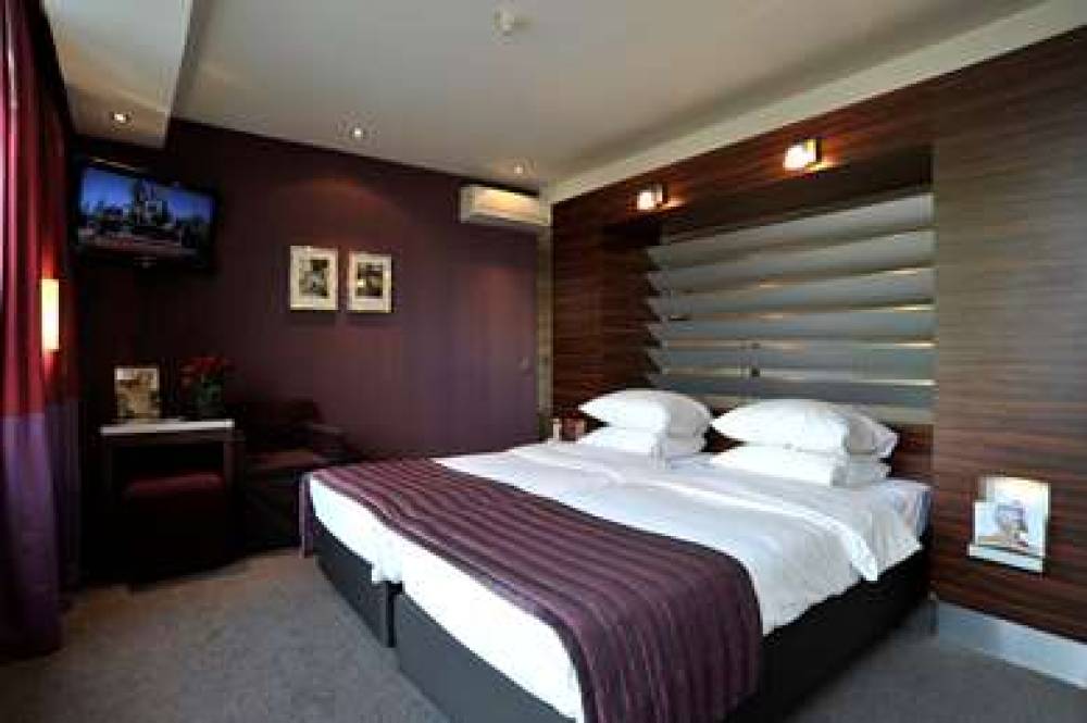 KEYSER HOTEL 7