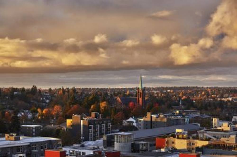 GRADUATE BY HILTON SEATTLE 4