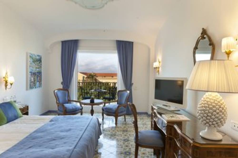GRAND HOTEL LA FAVORITA 10