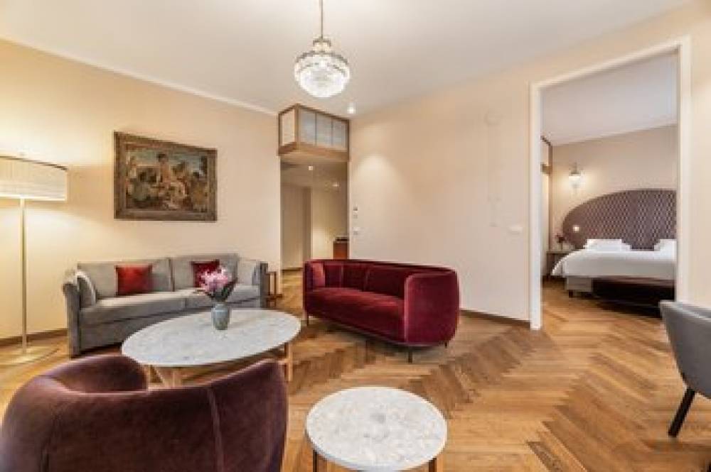 GRAND HOTEL UNION 4