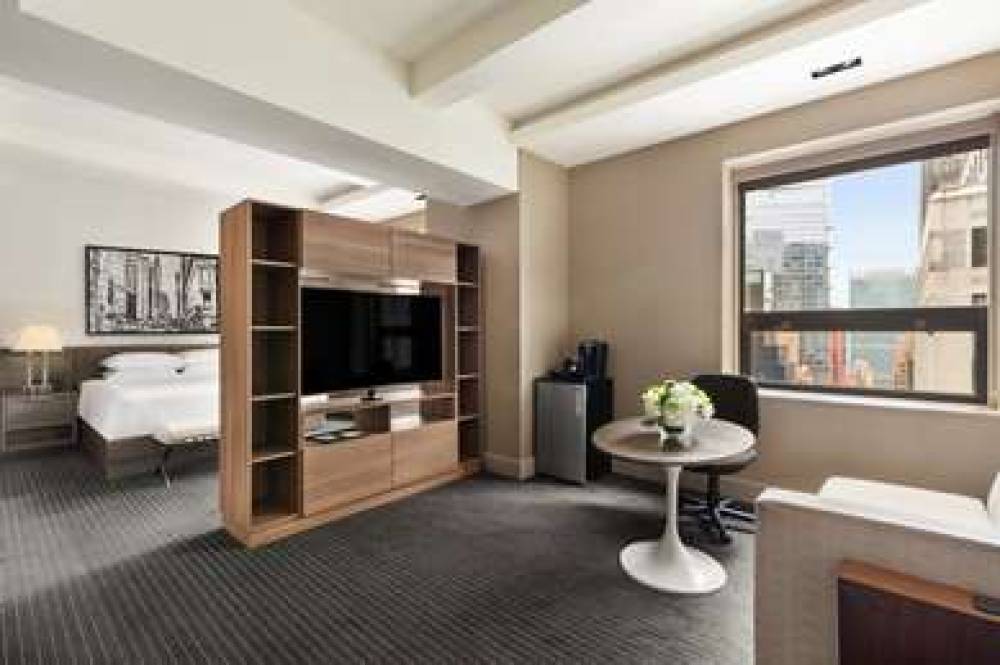 GRAND HYATT NEW YORK 4