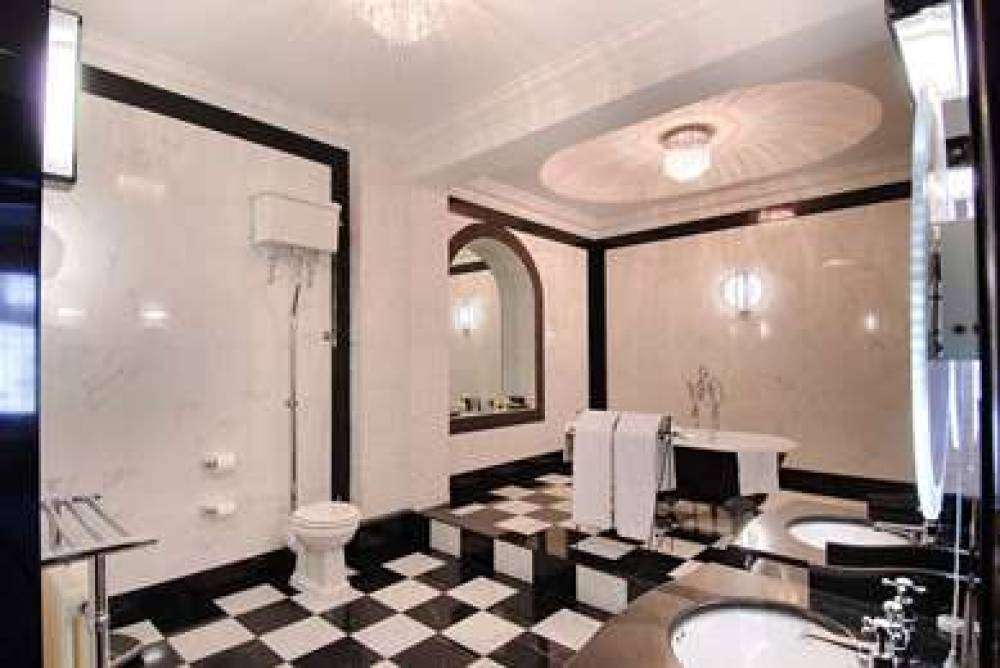 Grand Royale London Hyde Park 8