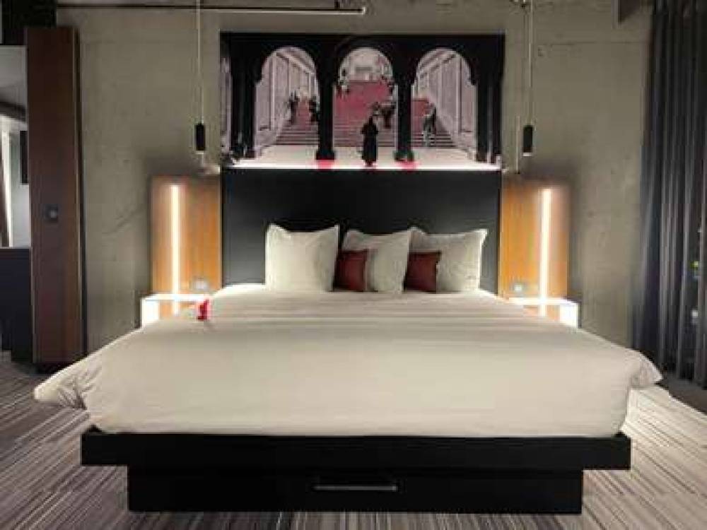 Grand Times Hotel Laval 1