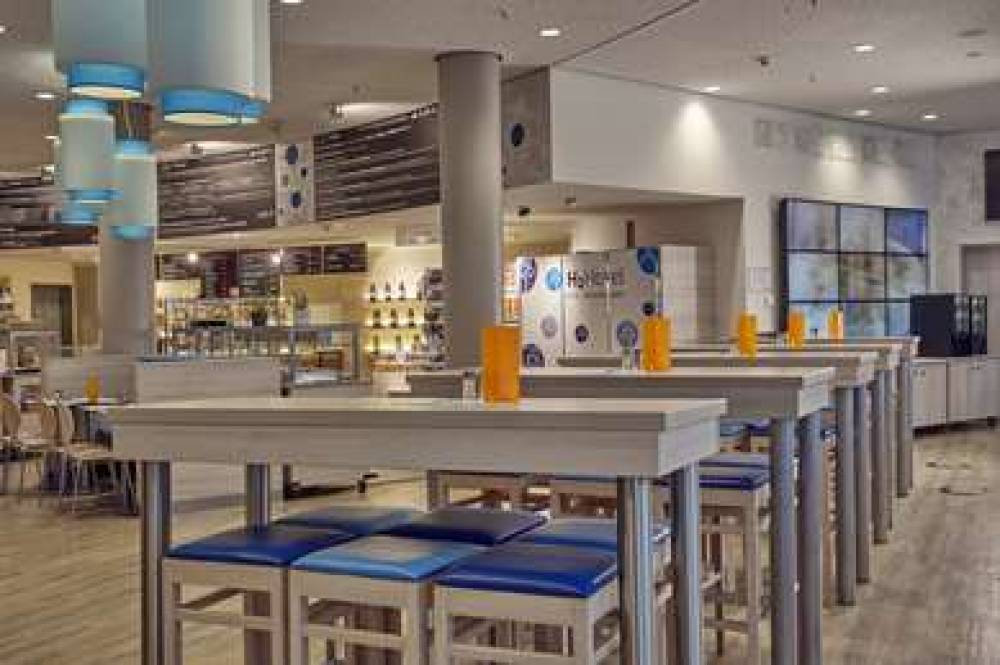 H2 BERLIN ALEXANDERPLATZ 3