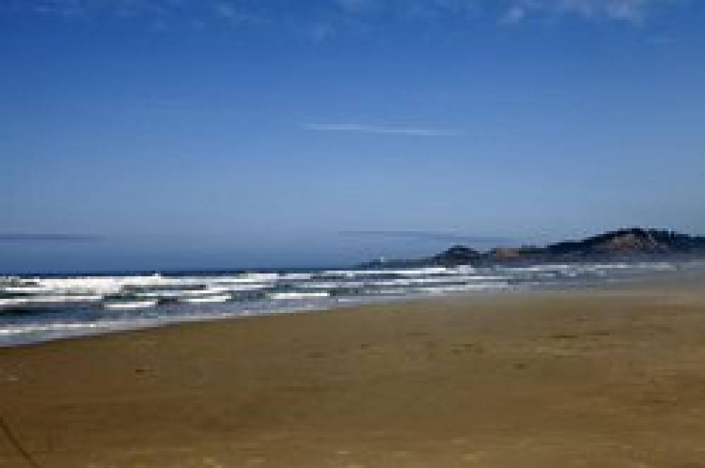 HALLMARK RESORT - NEWPORT 6