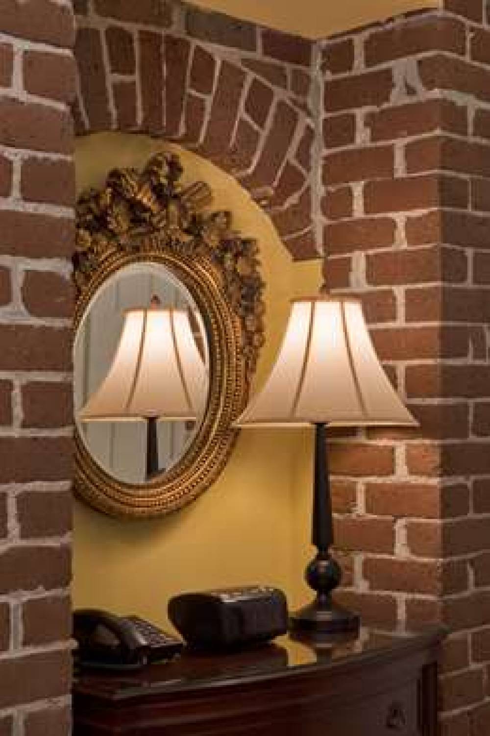 HAMILTON TURNER INN 5