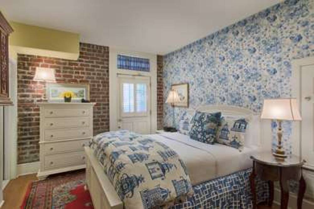 HAMILTON TURNER INN 6