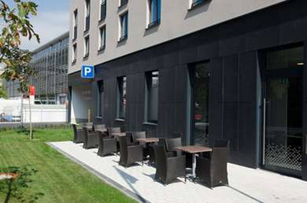 Hampton By Hilton Frankfurt Messe