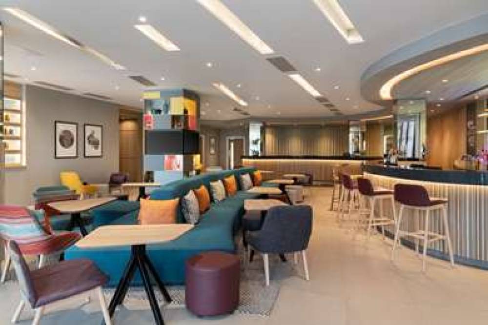 HAMPTON BY HILTON LONDON EALING 3