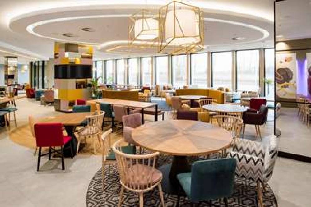 HAMPTON BY HILTON RIGA AIRPORT 9