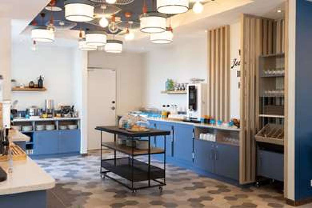 HAMPTON BY HILTON TOURS CENTRE 9