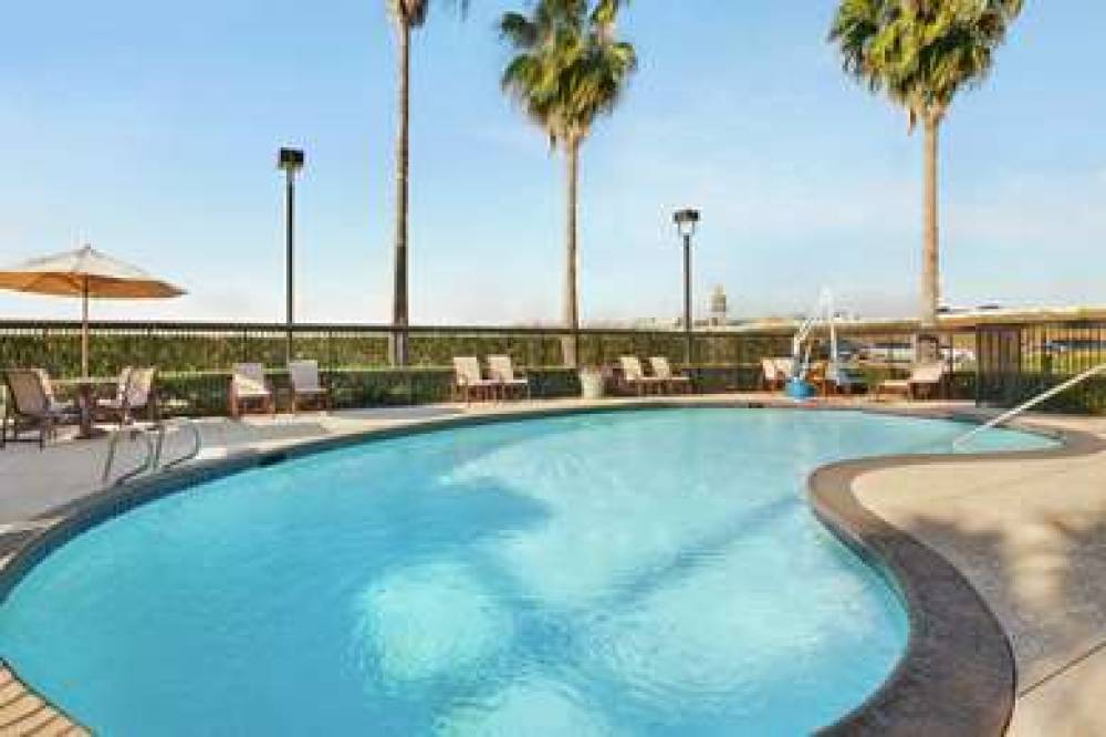 Hampton Houston Northwest 3