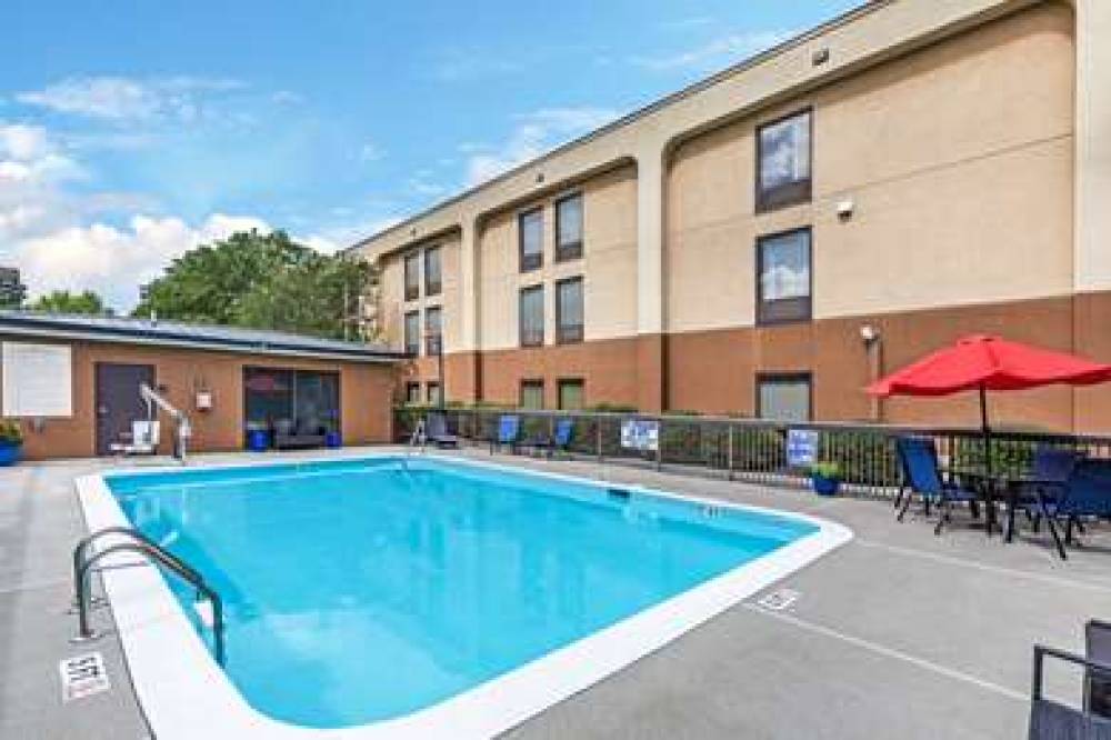 Hampton Inn Aiken 5