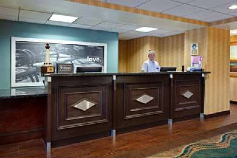 Hampton Inn &amp; Suites Agoura Hills, CA 6