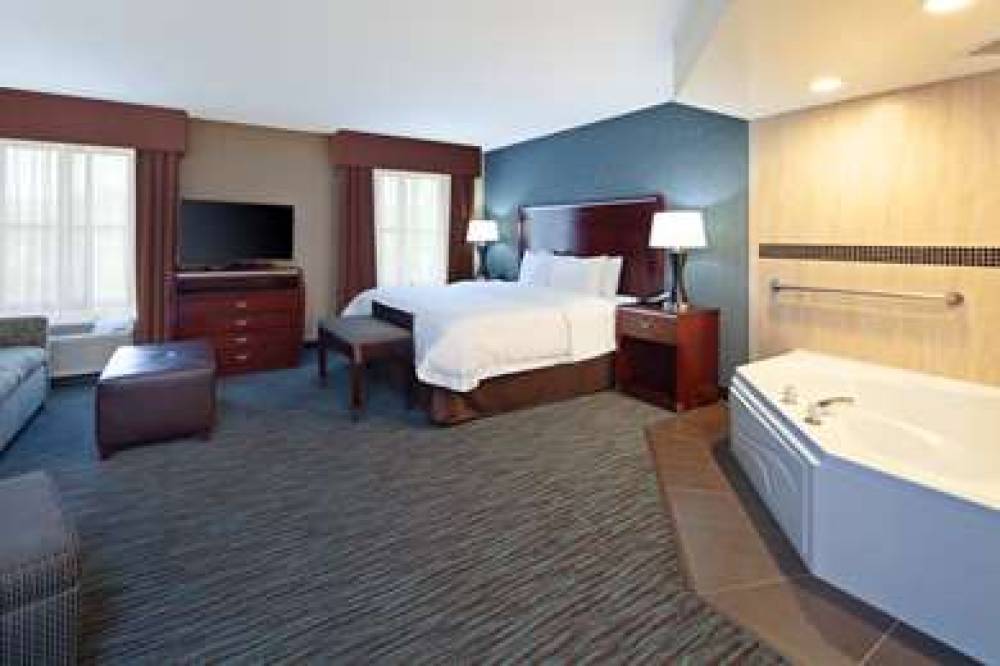 Hampton Inn &amp; Suites Agoura Hills, CA 9