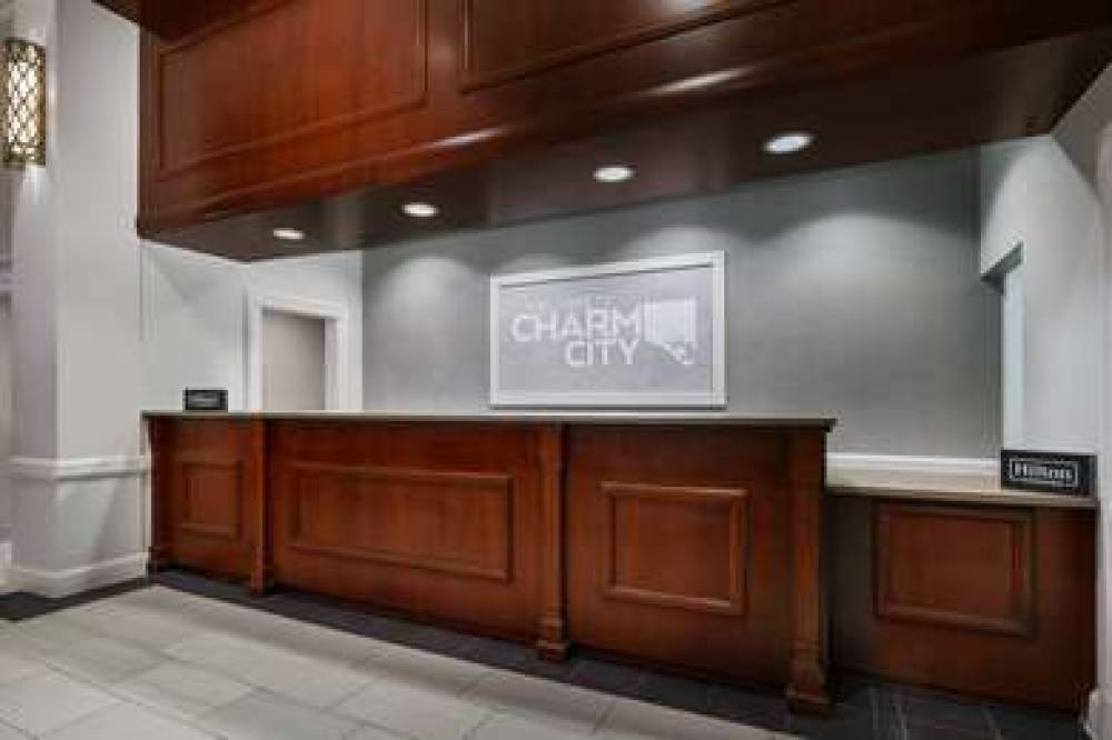 Hampton Inn &amp; Suites Baltimore Inner Harbor 5