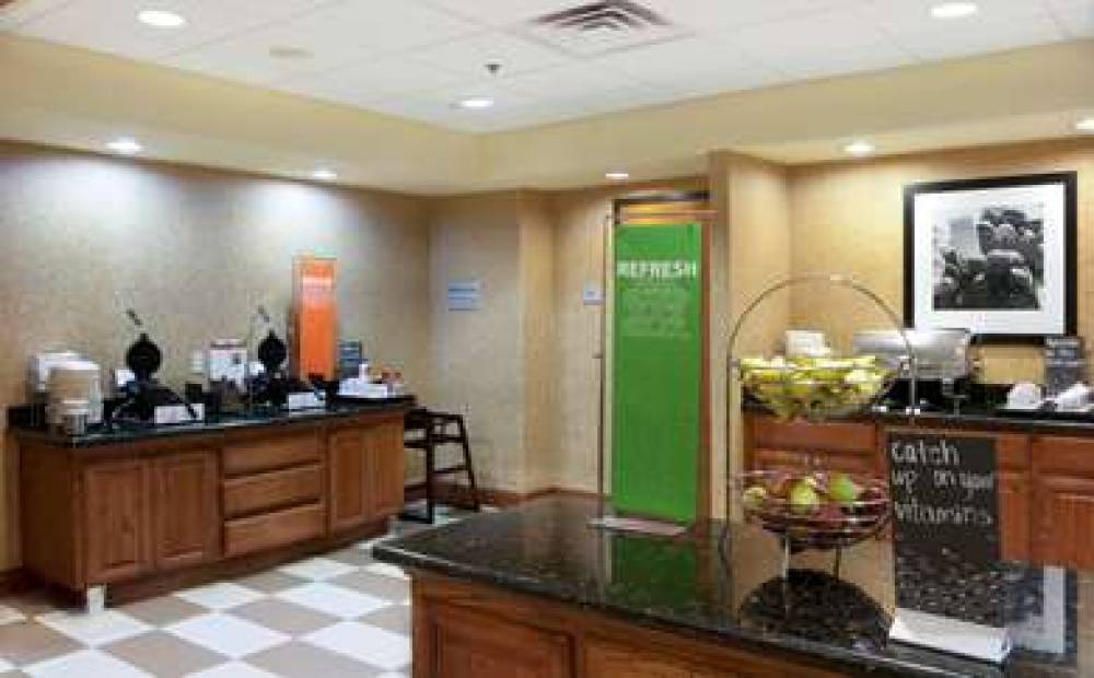 Hampton Inn &amp; Suites Brownsville 10
