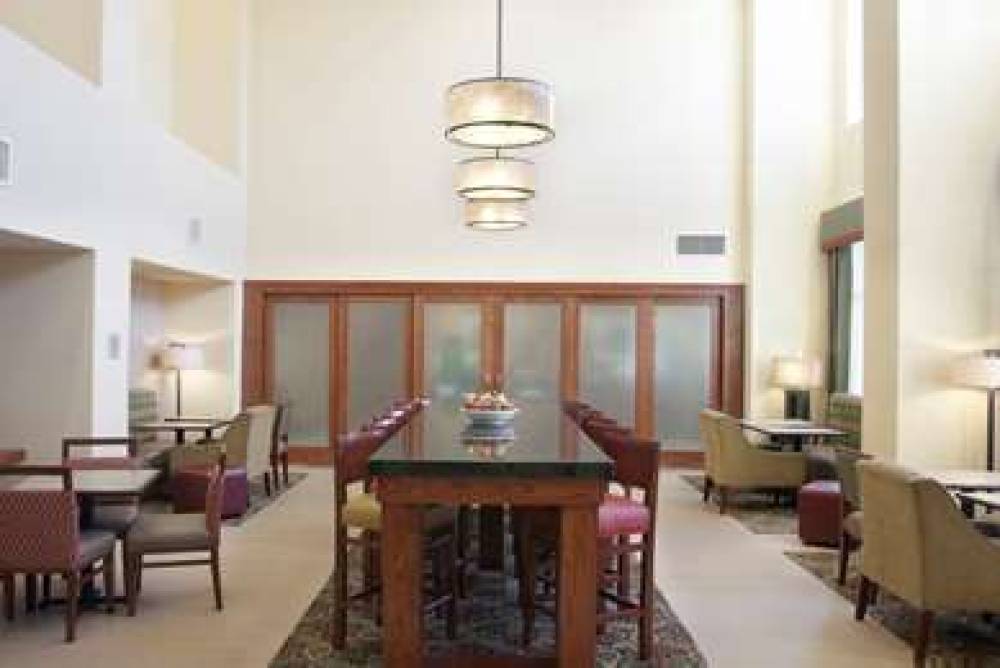 Hampton Inn &amp; Suites Brownsville 3